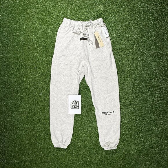 Fear Of God Essentials Sweatpants Light Oatmeal Small SS22 - Picture 1 of 6